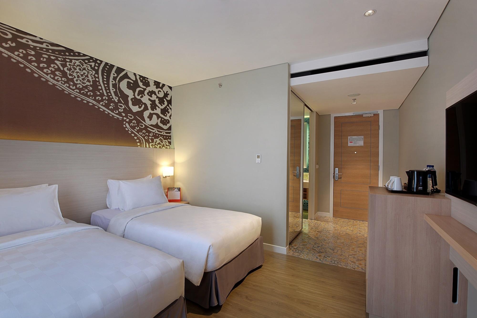 Swiss-Belinn Saripetojo Solo Exterior foto